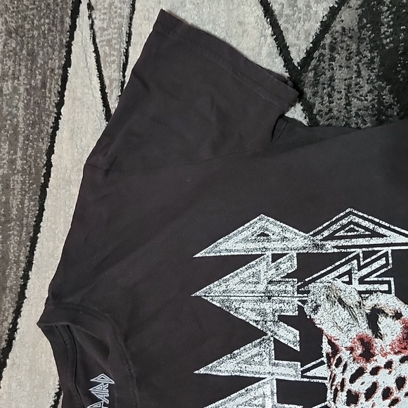 DEF LEPPARD LEOPARD GRAPHIC CREW-NECK BLACK COTTON TEE-SHIRT MEDIUM - Picture 6 of 11